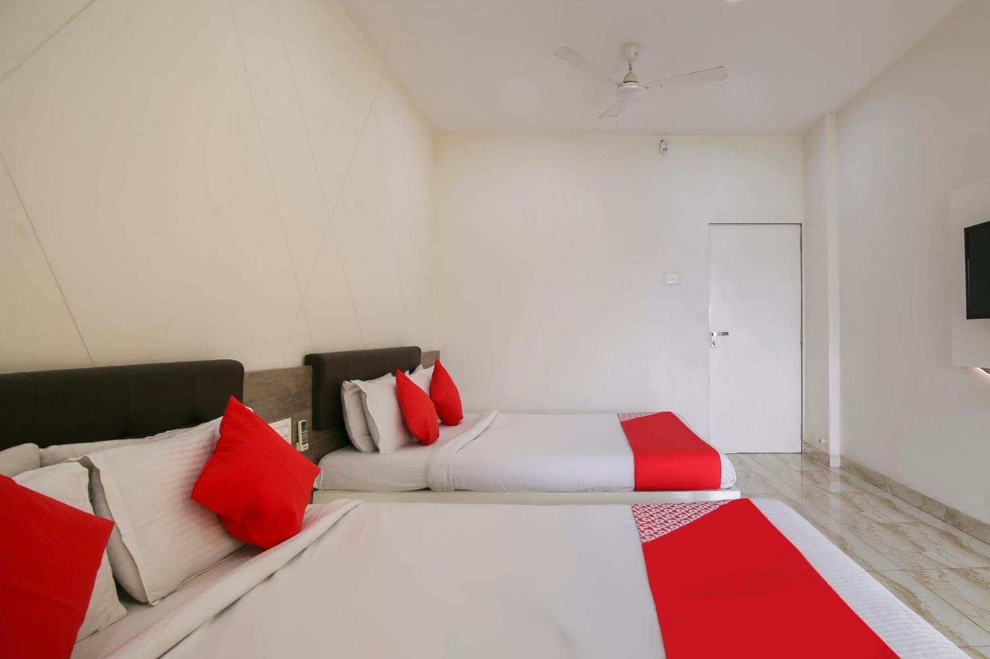 Bhatha Hotel O Shiv Vatika Banquet & Rooms מראה חיצוני תמונה