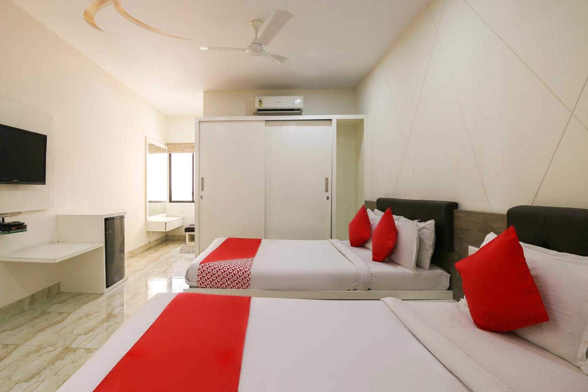 Bhatha Hotel O Shiv Vatika Banquet & Rooms מראה חיצוני תמונה